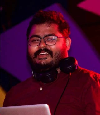 Dj James